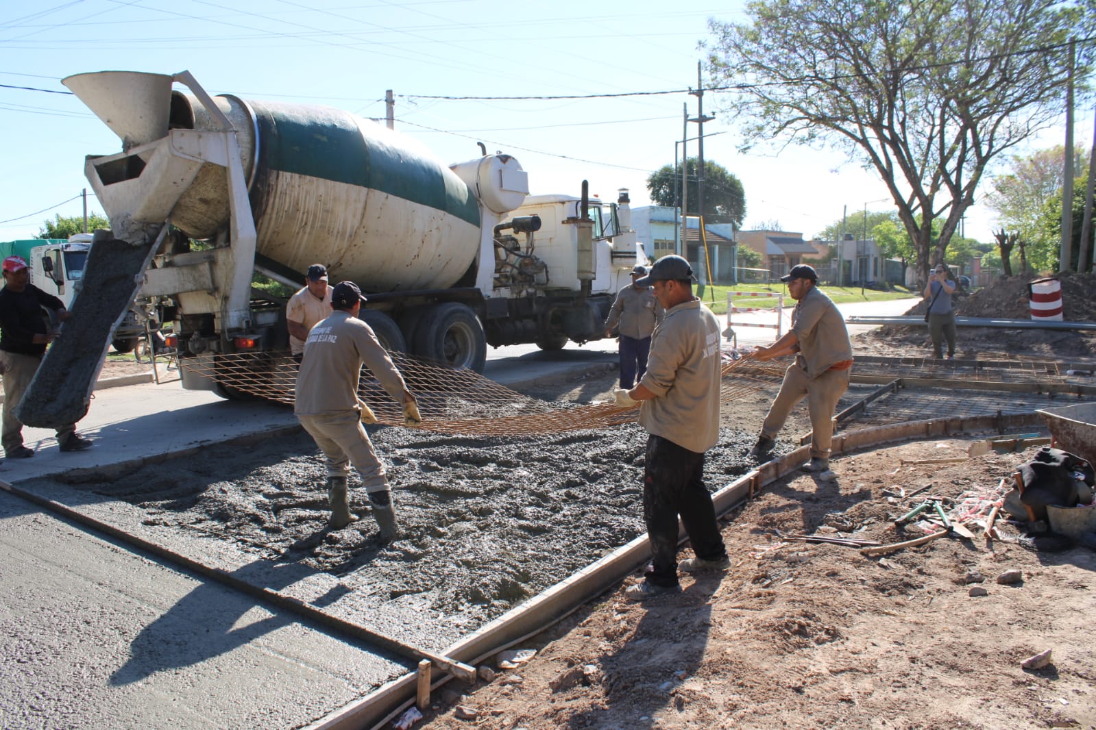 Avanza la pavimentación de la avenida Gregoria Pérez